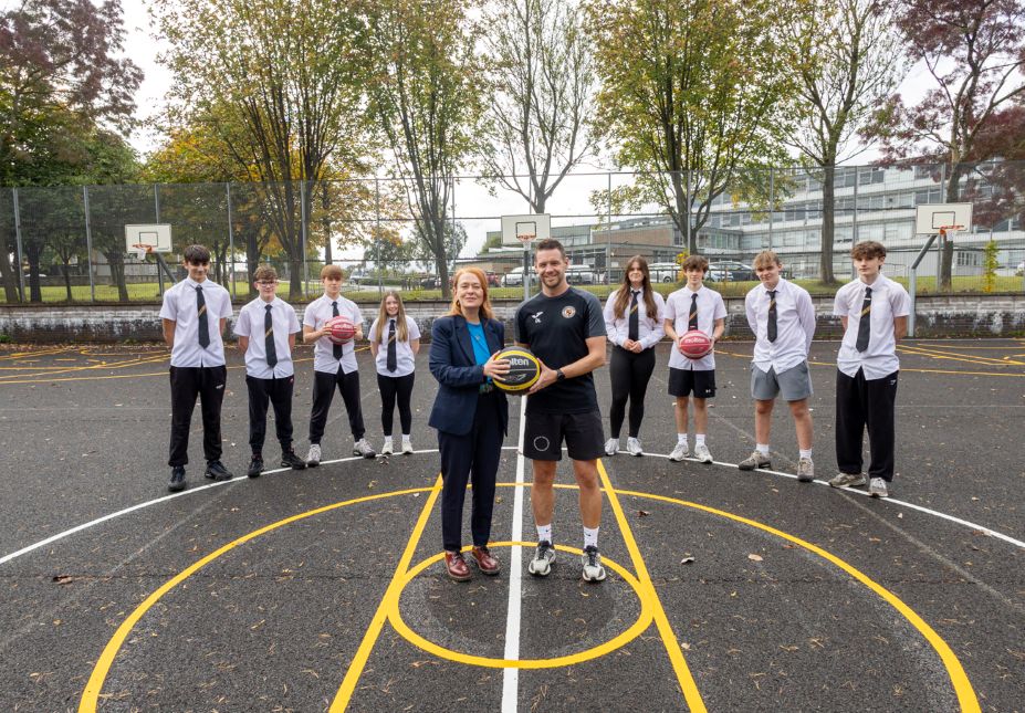 Pupils and Headteacher, Avril McNeil and Daryl Leonard, Head of PE
