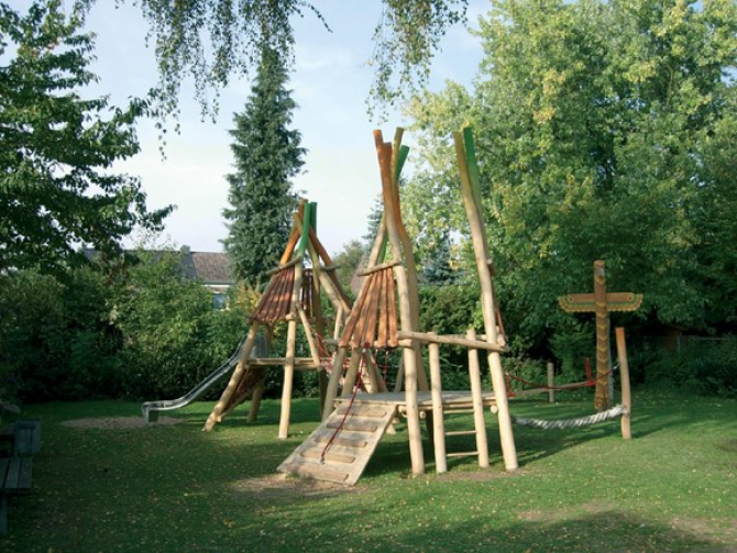 Wooden play equipment
