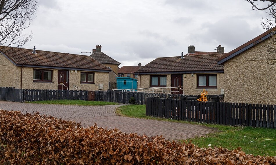 Bungalows with thin the Sea Road complex, with communal pathway to the front