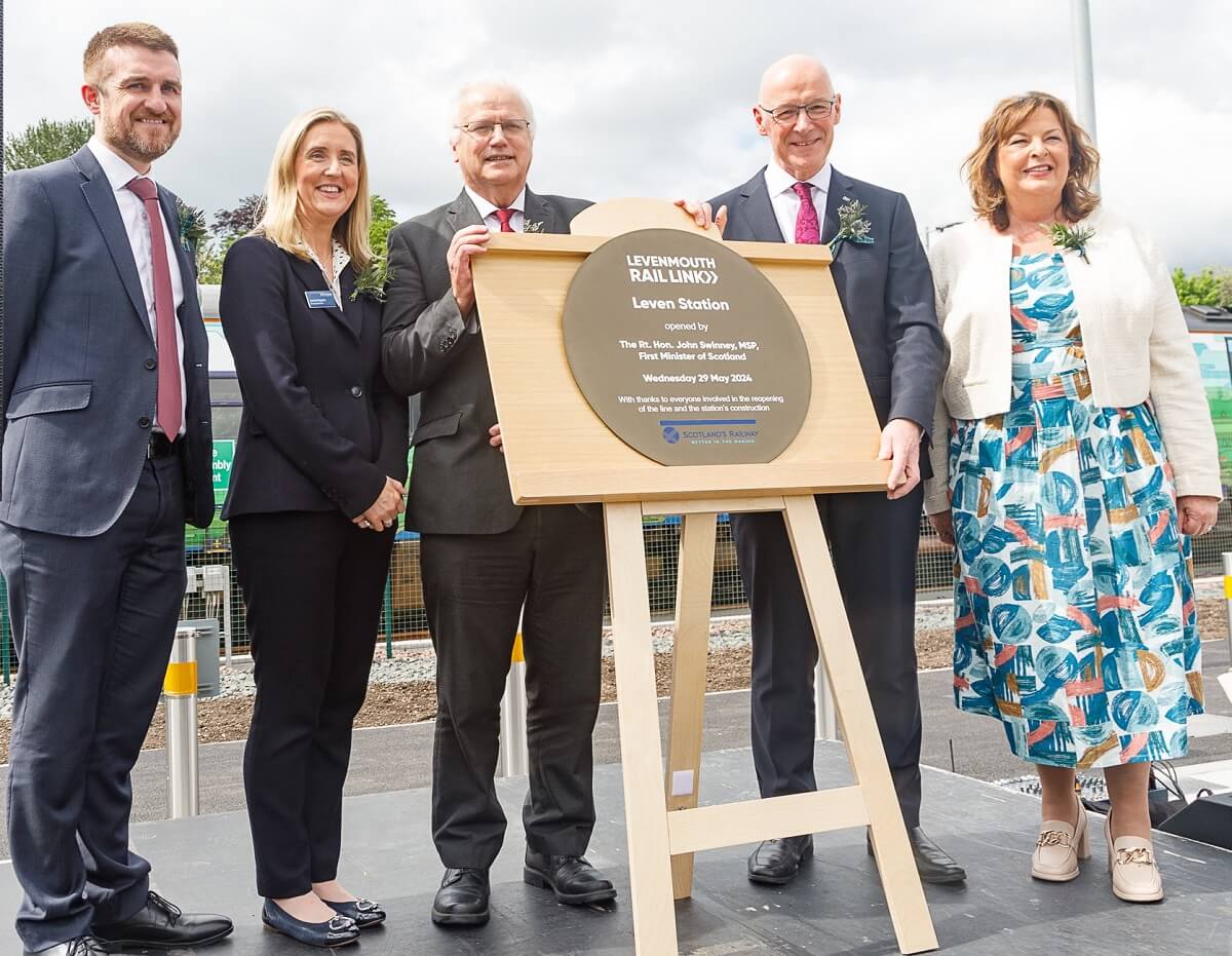 Opening ceremony of Leven Station
