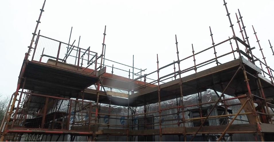 Scaffolding at 2 classroom extension, Guardbridge Primary School