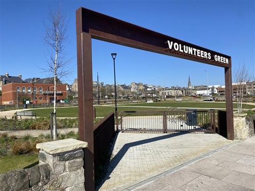 Volunteers Green