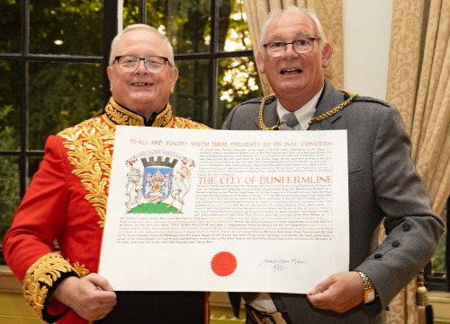 New Coat of Arms for the City of Dunfermline New Coat of Arms for the City of Dunfermline