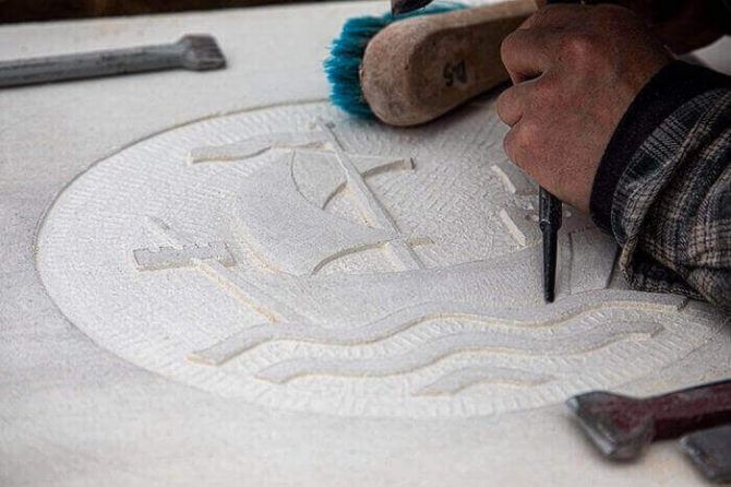 The winner's carving, in action