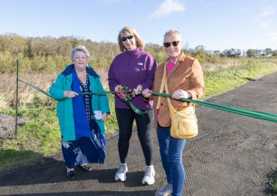 Councillor Linda Erskine, Elaine Collins (Cardenden Community Champion) and Cllr Rosemary Leiwald.