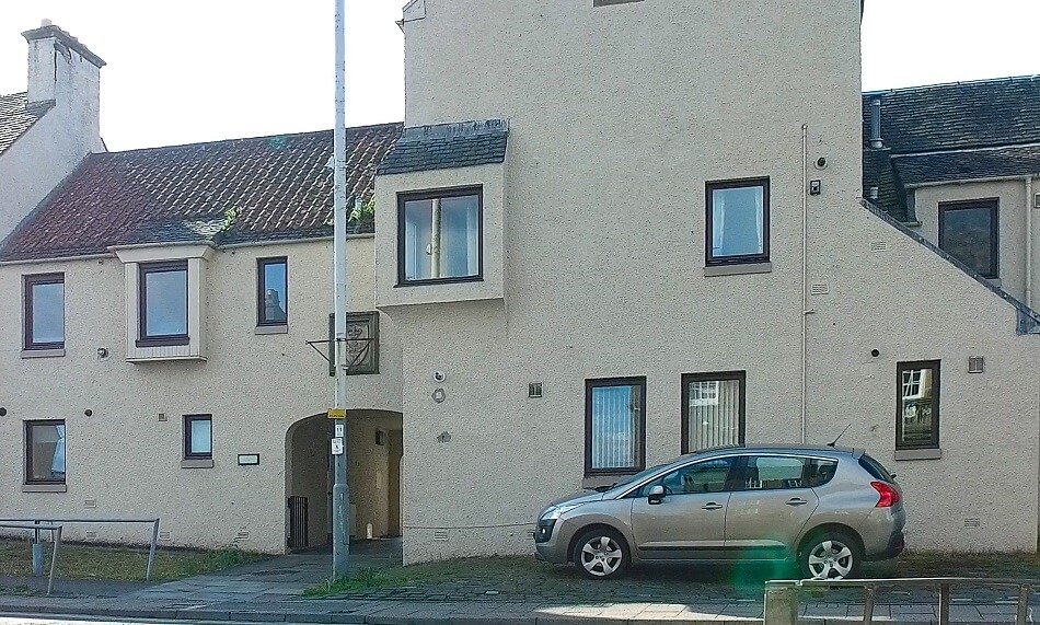 Exterior of Tolbooth Close, showing communal walkway into the complex