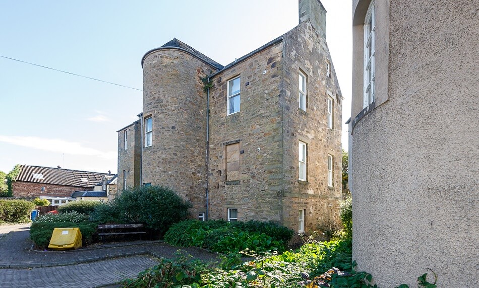 Exterior of Winthank Court