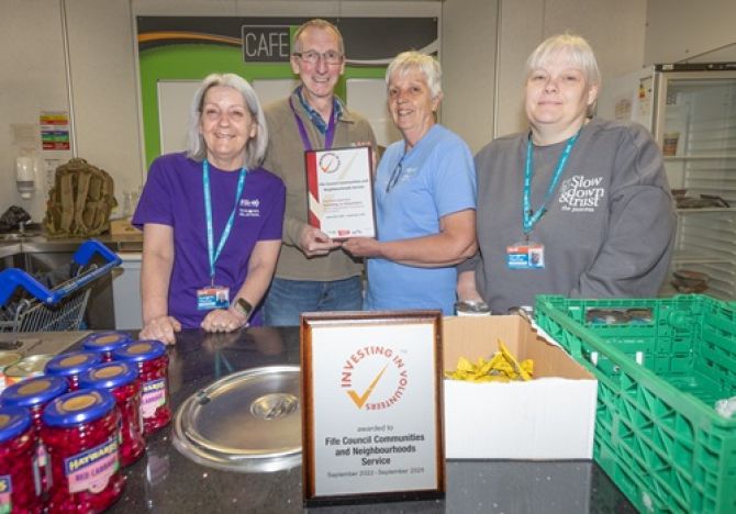 Fife Council Volunteers Susan Roden, Hazel Lumsden and Joanne Anderson with Steven McKay, Fife Council's Volunteer Co-ordinator.