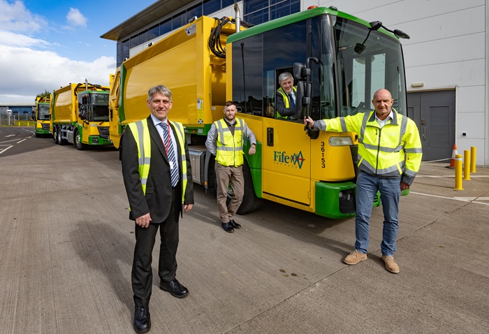 Left to right: Ally Cormack (Hillend Engineering) Shaun Kenyon (Waste Operations Team Manager, Fife Council) Cllr Altany Craik and Kev Somerville (Waste Operations Officer, Fife Council). Two of the new bin lorries outside Bankhead Depot with representatives from FC and Hillend Engineering