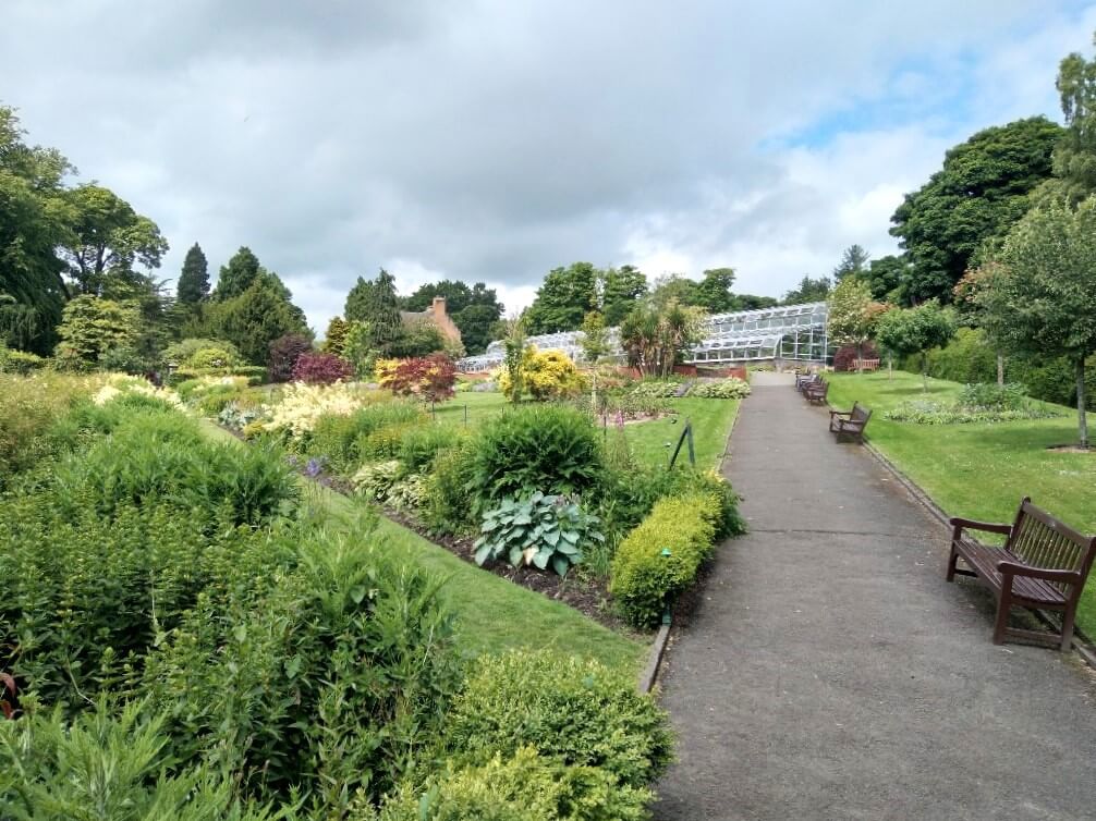 Pittencrieff Park Lairds Garden