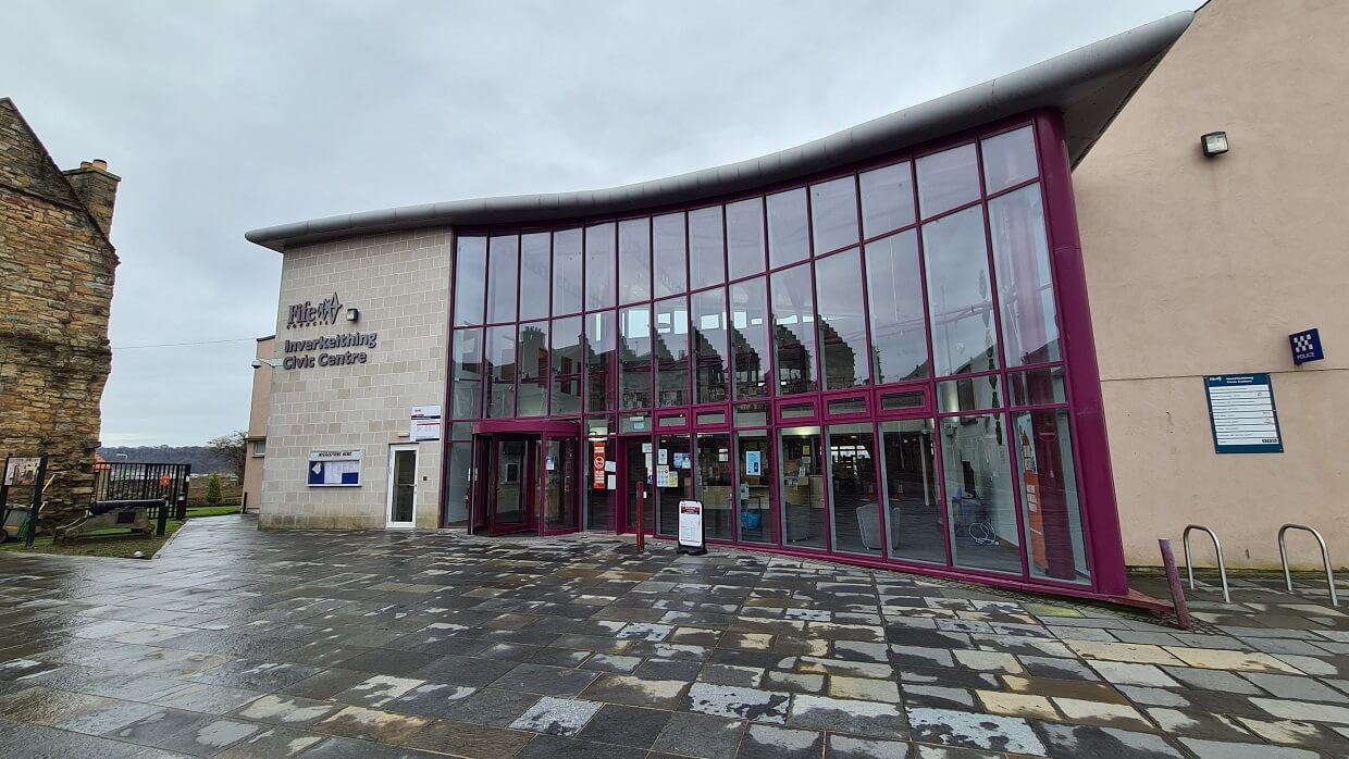 Entrance to Inverkeithing Civic Centre