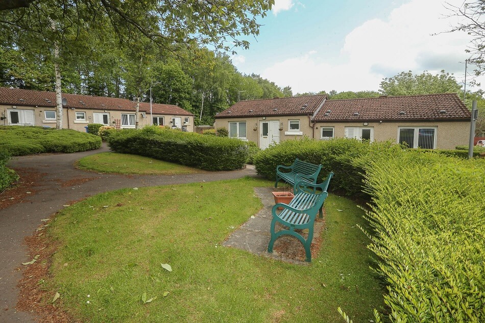Image of communal garden area within Blairadam Court complex