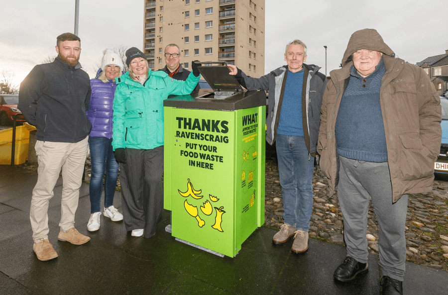 Kevin Somerville, waste operations officer; local resident Margo Linton; Cllr Jan Wincott, environment spokesperson; Sandy Anderson, waste operations manager; Cllr Ian Cameron, Kirkcaldy area convener; local resident Derek Dewar.